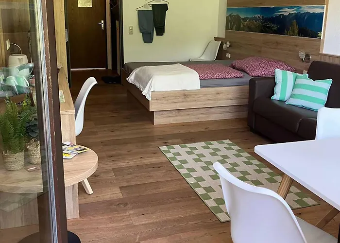 Jogginghose باد غويسرن