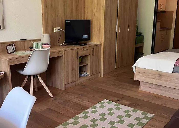 Jogginghose * باد غويسرن